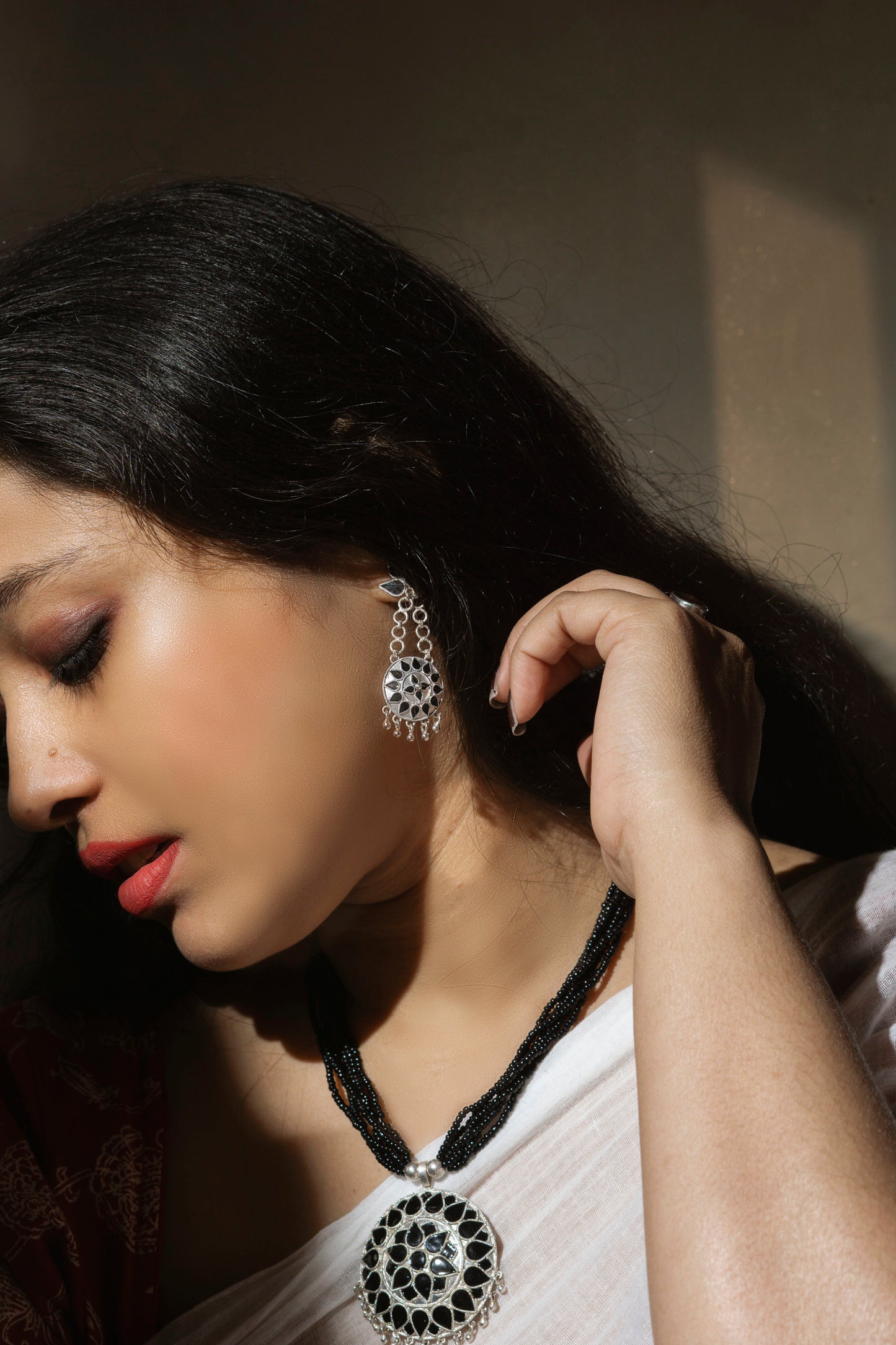 Japi Pendant and Earring with Black Meenakari