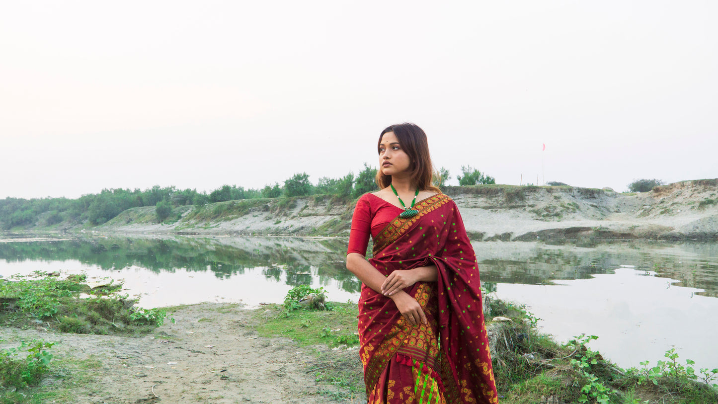 Angoori - Handwoven Traditional Assamese Mekhela Chador