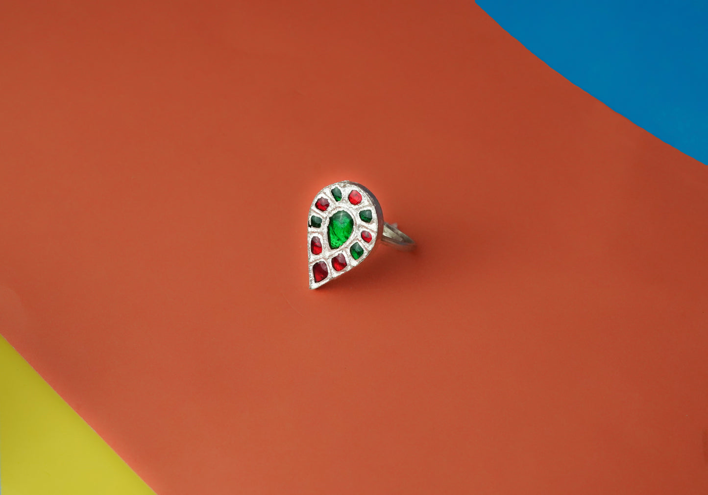 Traditional Handmade Jewellery - Pan Ring with Green and Red Stone