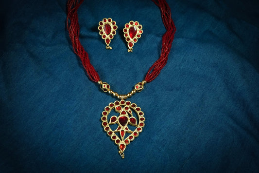 Sen Dugdugi Pendant and Earring with Red Stone - Assamese Jewellery