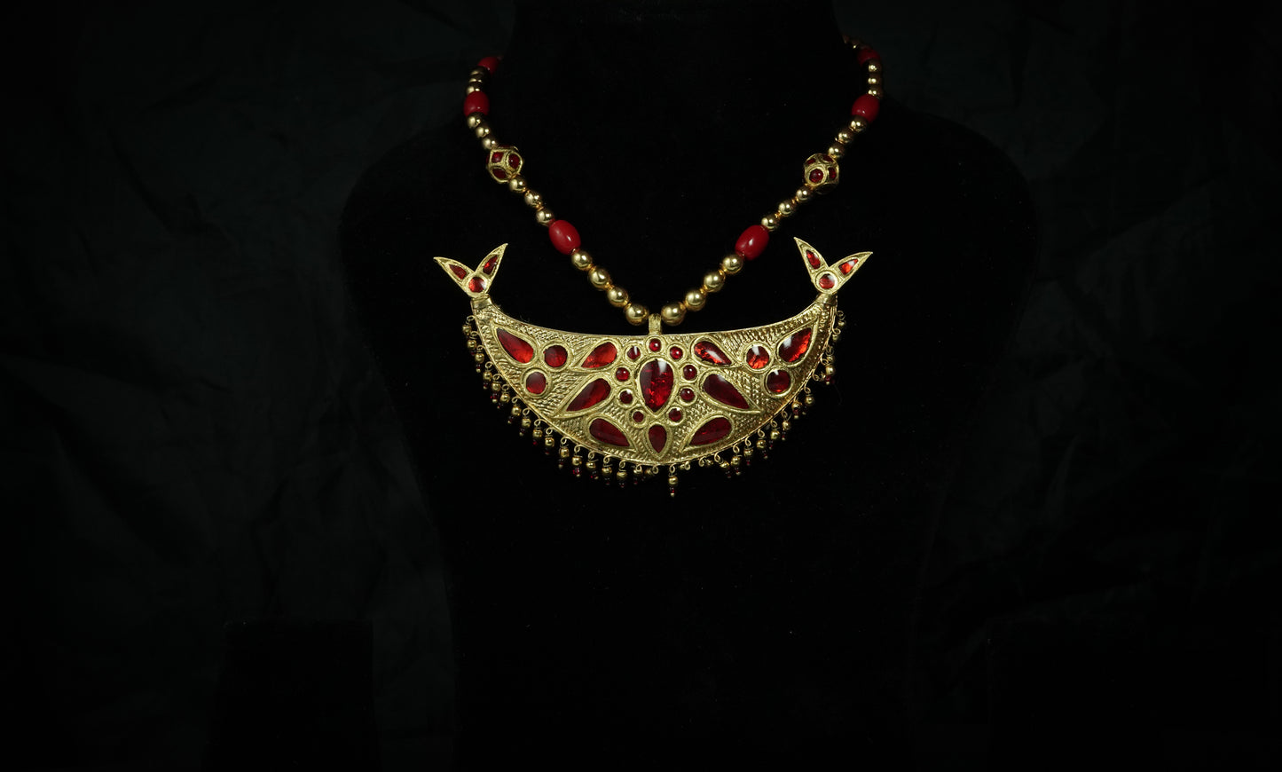 Silver Traditional Jewellery - Junbiri Pendant and Earring with Red Stones