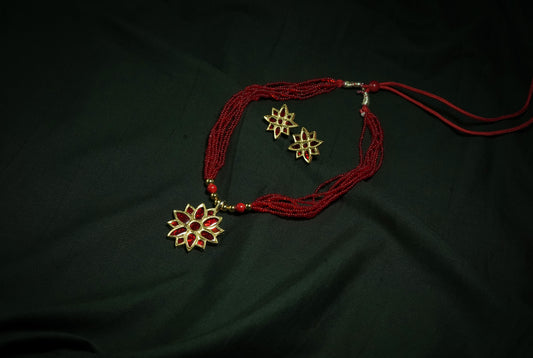 Traditional Jewellery - Thuriya Ful Pendant and Earring with Red Stone